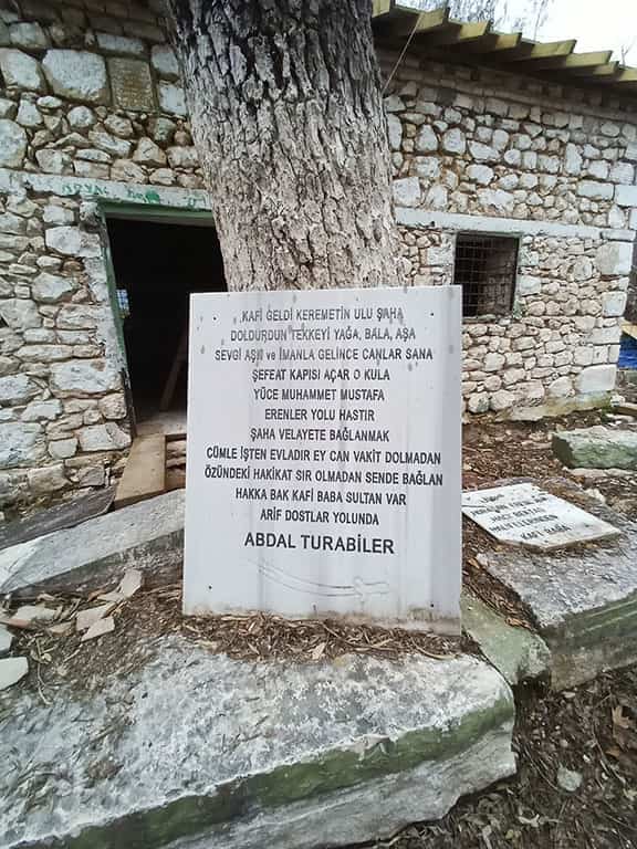 Kafi-Baba-Türbesi-Finike-Antalya-Türbeleri-5