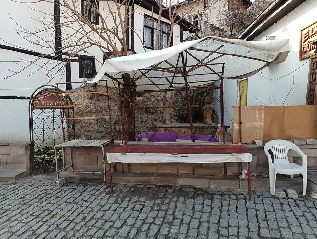 Kesikbaş-Dede-Türbesi-Beypazarı-Ankara-Türbeleri-Evliyaları-3