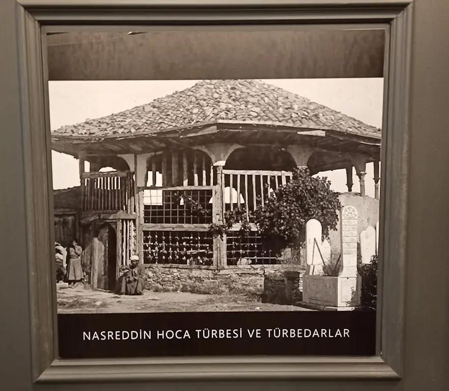 Nasreddin-Hoca-Türbesi-Konya-Türbeleri-Evliyaları-4
