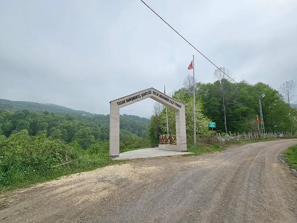 Melik-Mehemmed-Gazi-Türbesi-Ordu-Türbeleri-Evliyaları-1