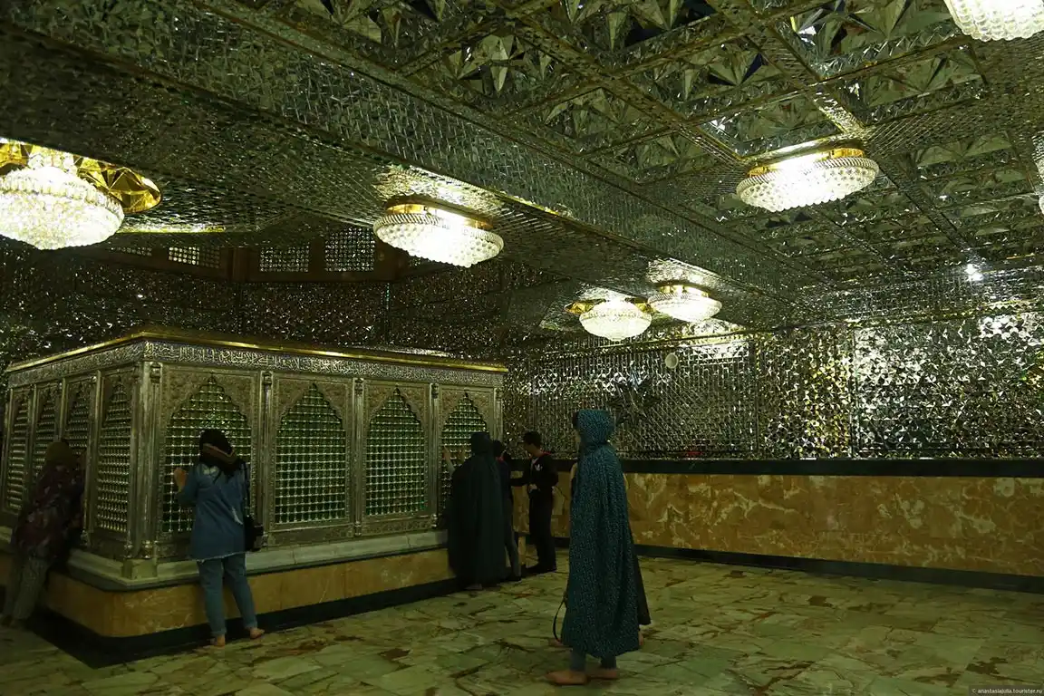 Mir-Mövsüm-Ağa-Türbesi-Bakü-Azerbaycan-3