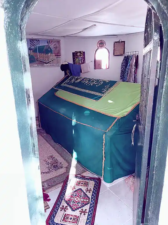 Şeyh-Abdullah-Türbesi-Küçük-Kumla-Bursa-Türbeleri-Evliyaları-3
