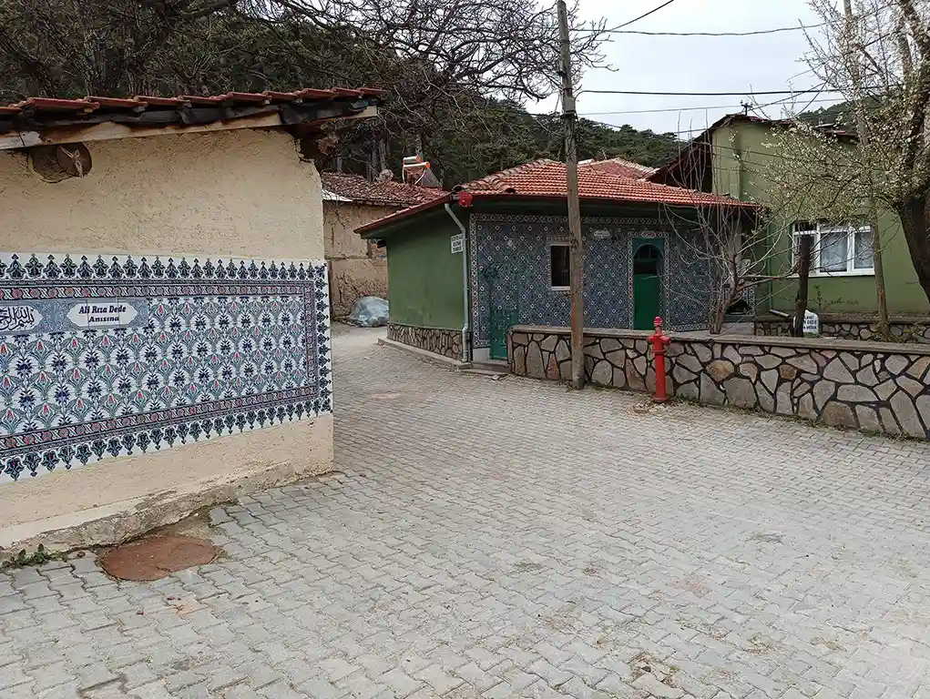 Seyit-Ali-Sultan-Türbesi-Kütahya-Türbeleri-Evliyaları-3